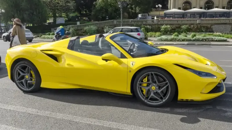 Ferrari F8 Spider
