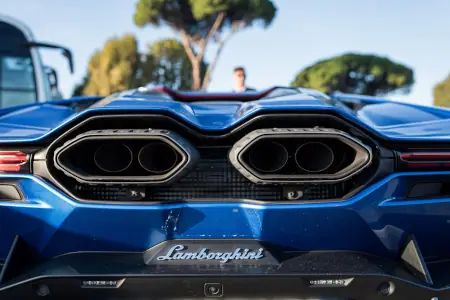 Lamborghini Revuelto rental